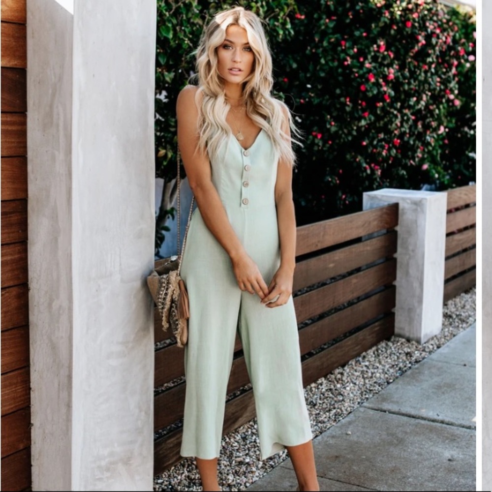 Vici jumpsuit NWOT